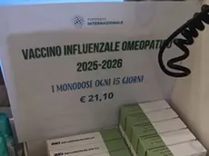 Il cartello esposto in farmacia