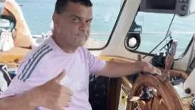 Roberto "Ceca" Cescon al timone della motobarca