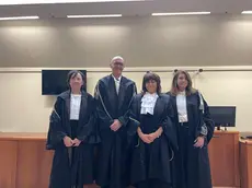 La presidente del tribunale di Treviso Daniela Ronzani (nella foto seconda da destra) con i giudici del collegio