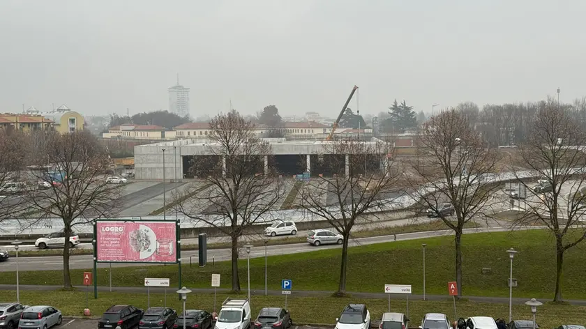 Il cantiere per la costruzione del nuovo Conad alla rotonda Appiani in Strada Ovest a Treviso