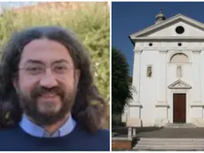 Don Matteo Volpato e a fianco la chiesa di Sant'Ambrogio di Fiera