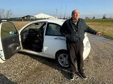 Mauro Tonello, 58 anni, costretto a vivere in auto