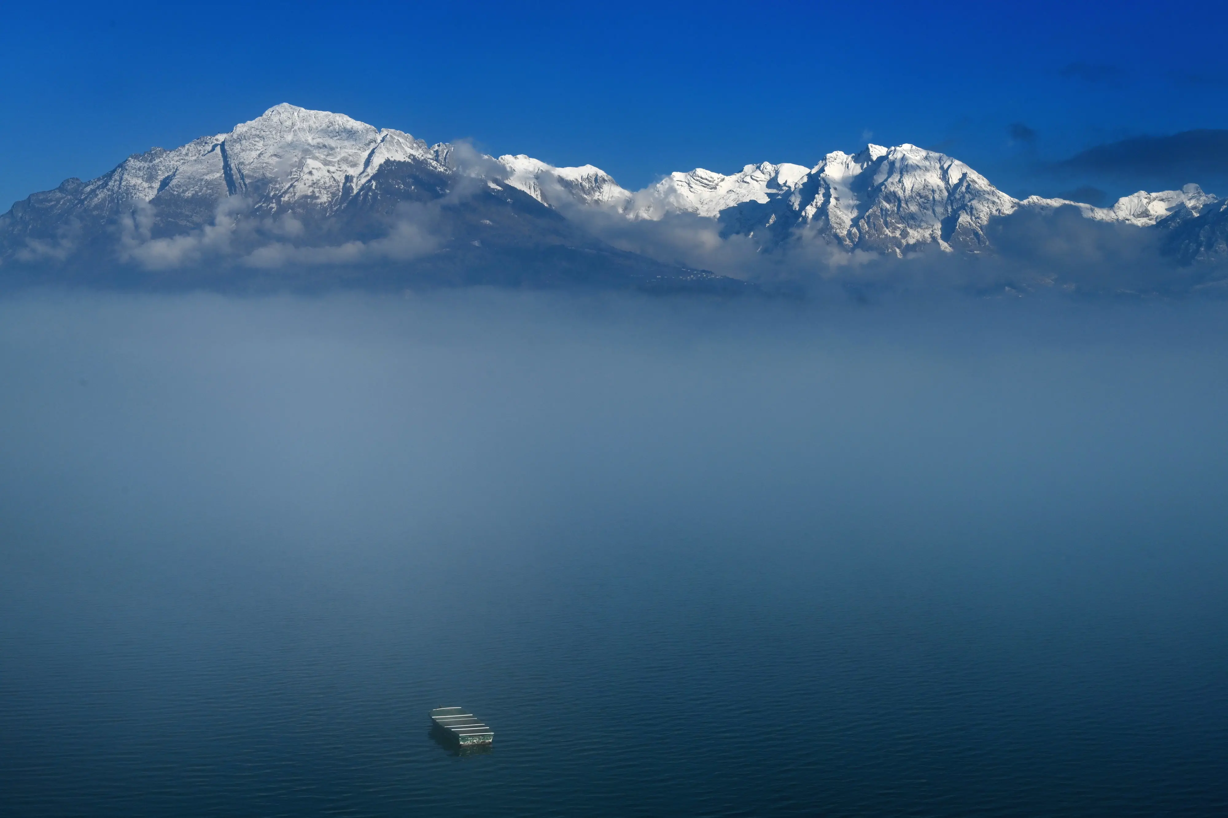 Dodici scatti, uno per ciascun mese, selezionati tra gli oltre 2700 che hanno partecipato al concorso indetto dal nostro giornale con Nord Est Multimedia e la Regione Veneto. Ecco come è andata: il calendario sarà in omaggio gratuito con la tribuna di Treviso solo martedì 23 dicembre