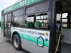 Il bus danneggiato
