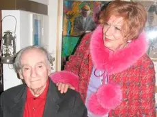 Andrea Zanzotto con la moglie Marisa Michieli