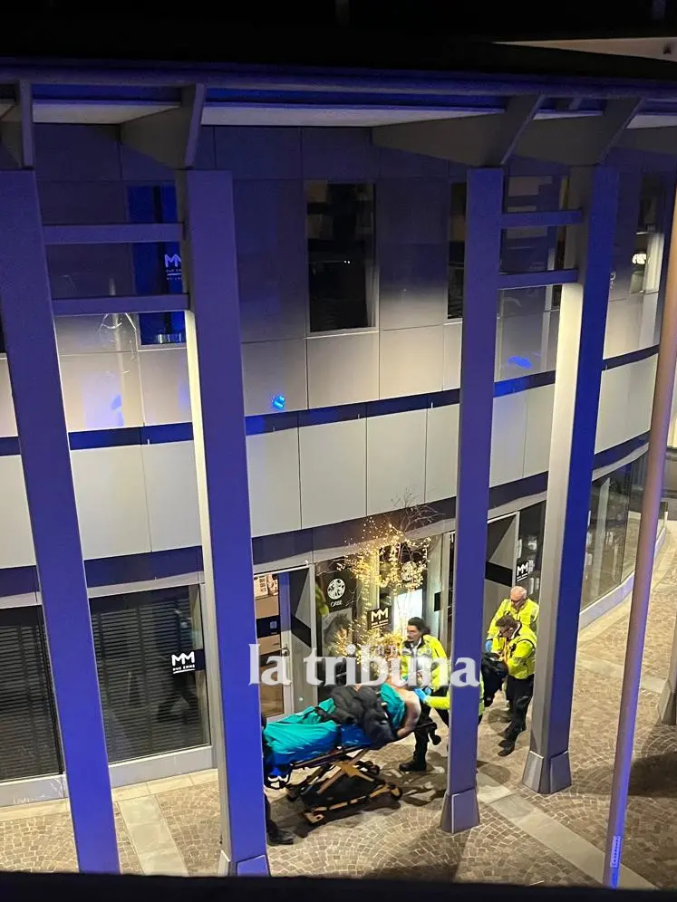 I soccorsi al giovane ferito