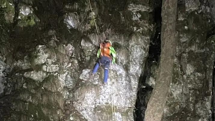 Le operazioni di recupero del ragazzo
