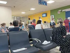 Pazienti in attesa in Pronto soccorso. In arrivo medici a partita Iva