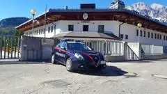 La sede della Compagnia dei carabinieri di Cortina