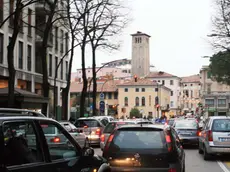 Traffico in via Roma a Treviso