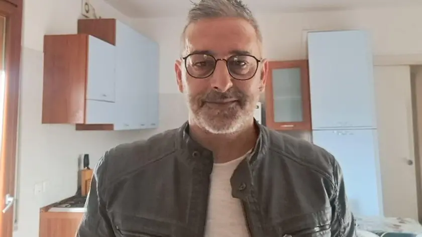 Uno scatto di Pietro Zantonini, il vigilante morto fuori dallo stadio del ghiaccio