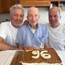 Gerardo Gabbin con i figli Paolo e Mario nel giorno dei suoi 96 anni