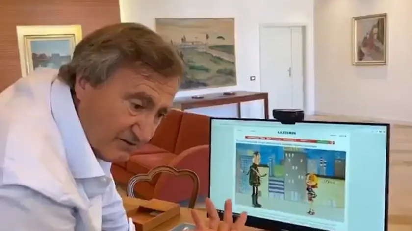 Brugnaro mentre lancia il cartone animato della lista Terra e Acqua sui propri canali social