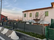 La casa in cui viveva Salvagno, in carcere per il delitto del barman Sergiu Tarna