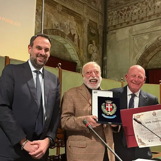Il riconoscimento conferito a Toni Follina dalla Città di Treviso nel 2023