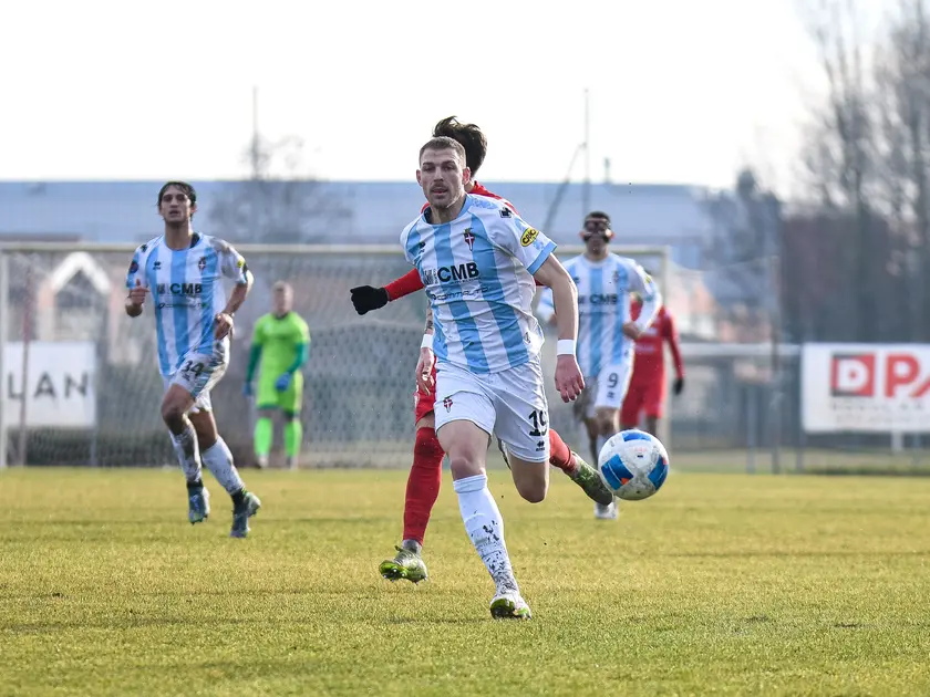 Foto EditorialeReport