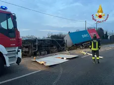 L'incidente tra furgone e camion a Trevignano