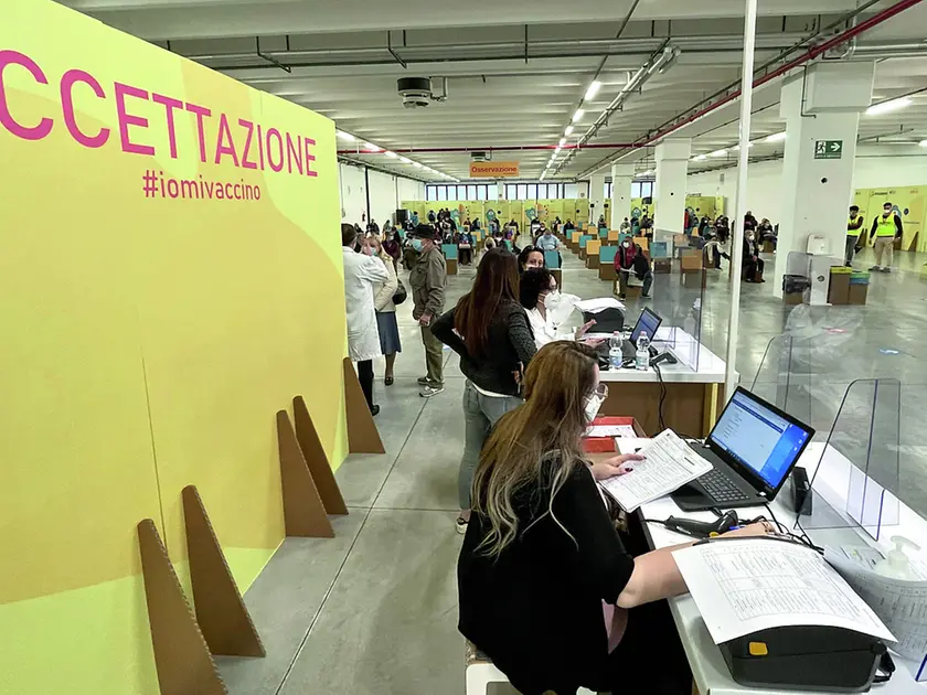 Il centro vaccinazioni dell’ex Maber in epoca Covid