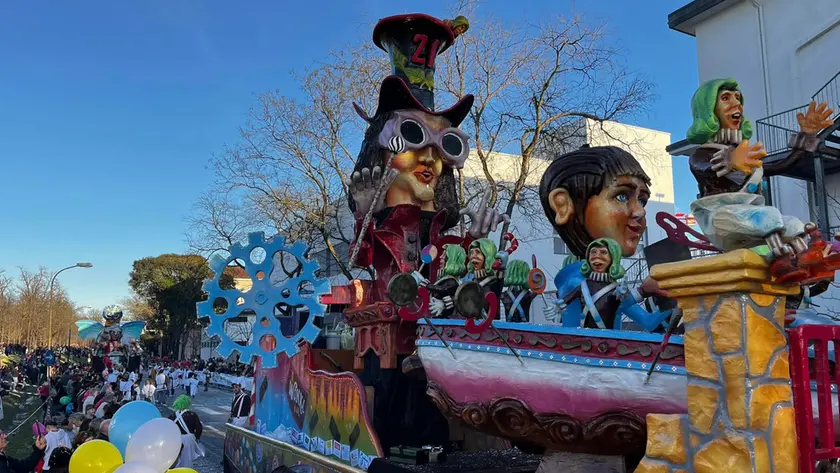 Carri mascherati a Treviso in una passata edizione del Carnevale