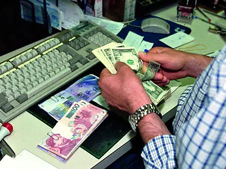 Un impiegato al lavoro