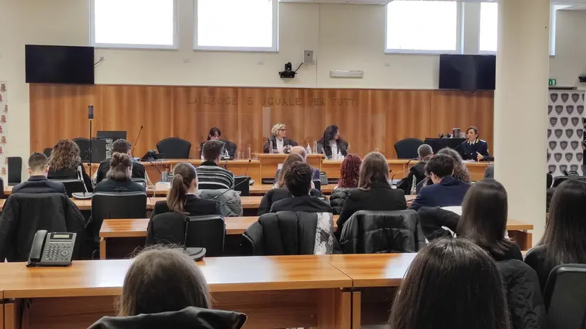 Violenza sessuale tra donne: il processo a Treviso