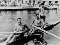 Il "due con" dei trevigiani Primo Baran, Renzo Sambo e Bruno Cipolla con l'oro vinto alle Olimpiadi di Messico '68