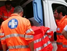 L'uomo è stato soccorso dal 118
