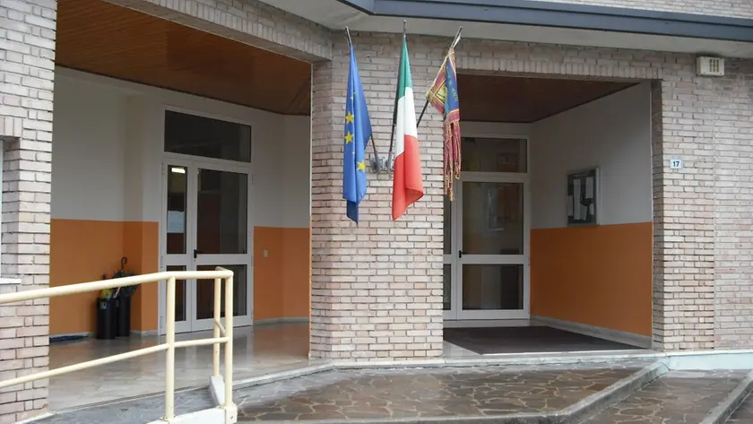 Le scuole De Amicis a Lutrano