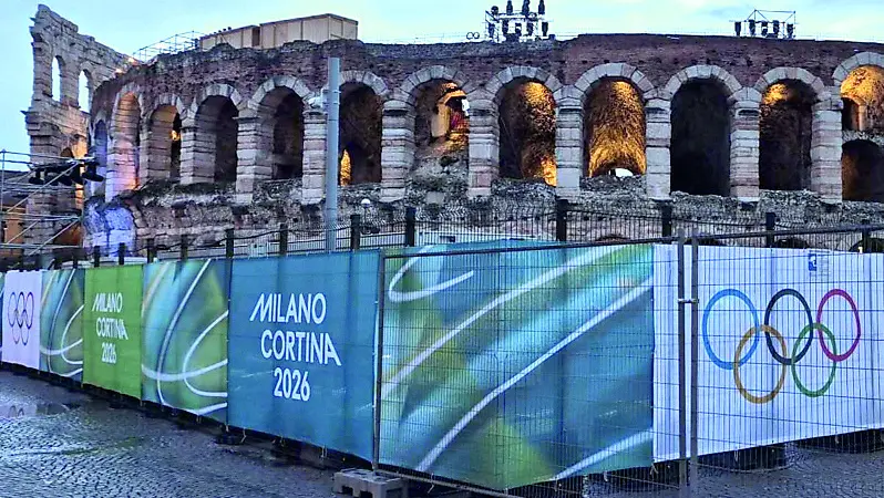 L'Arena di Verona si prepara ad accogliere la cerimonia di chiusura delle Olimpiadi invernali