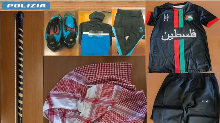 Gli indumenti sequestrati dalla polizia di Udine e utilizzati duranti gli scontri