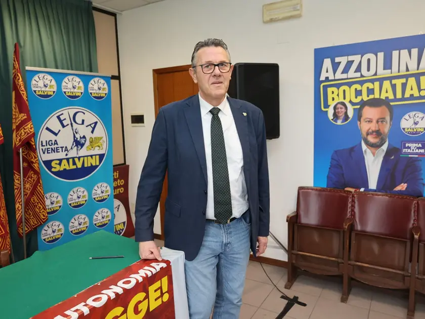 Stefano Marcon alla conferenza stampa in cui ha rassegnato le dimissioni da sindaco (fotofilm)