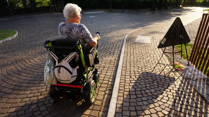 IMPORTEDNEMSANIFALL | IMPORTEDNEMSANIF0 | Bumbaca Go 03-09-2024 Disabili in carrozzina salita al castello @Pierluigi Bumbaca fotografo