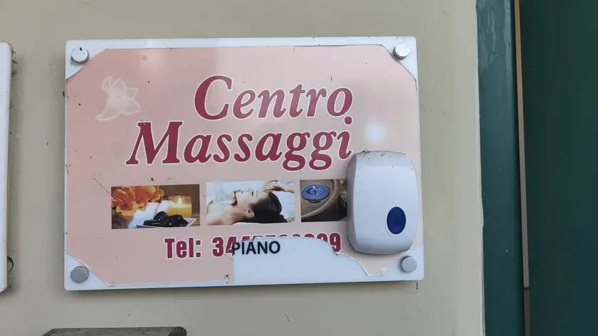 L'insegna del centro massaggi