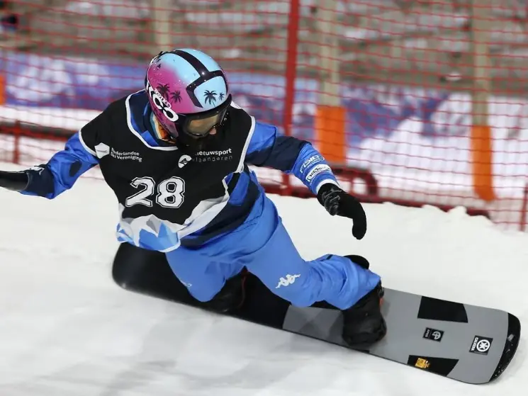 Lo snowborder paralimpico Riccardo Cardani