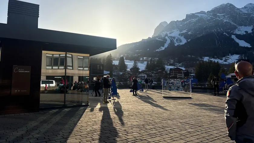 Il piazzale di Casa Italia