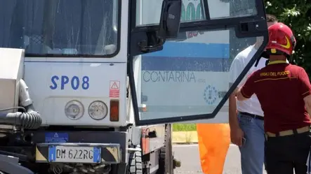 Incendio in un mezzo di Contarina a Treviso