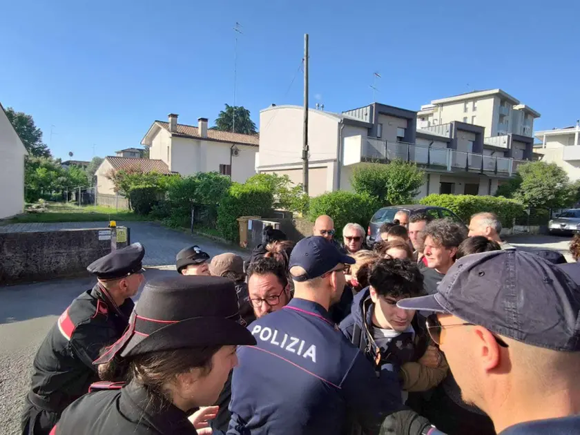 Una protesta contro uno sfratto a Treviso