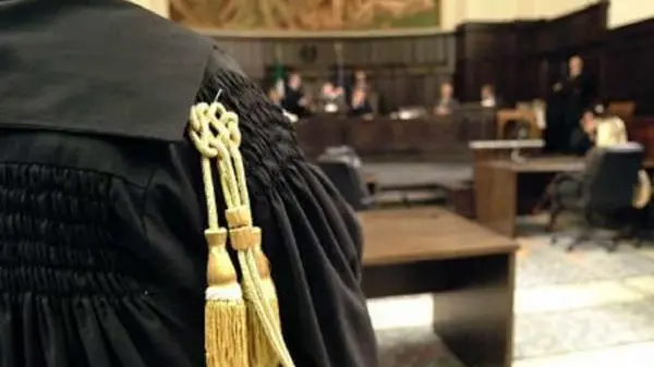 In tribunale la condanna per falso