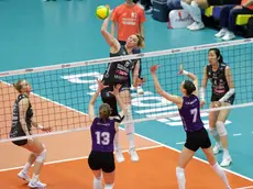 La schiacciata di Fahr sorprende la difesa turca (foto film)