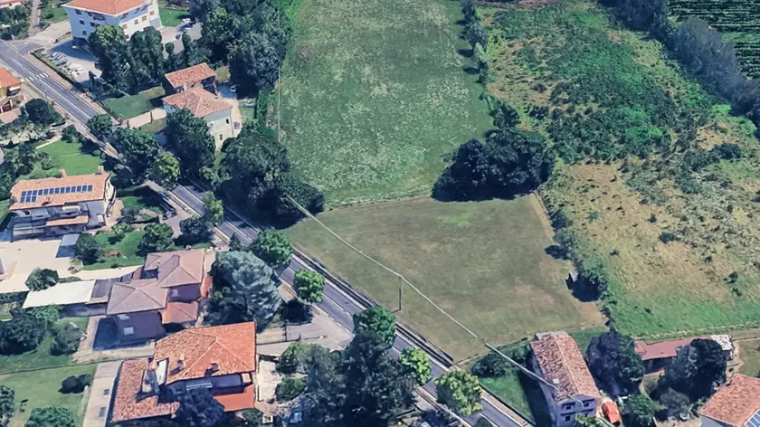 L’area di via Vittorio Veneto dove sorgerà il supermercato