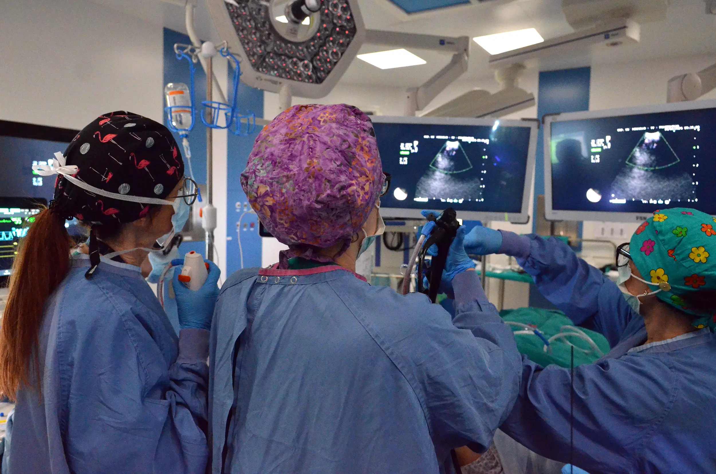 Un'operazione nel reparto di Pneumologia del Ca' Foncello