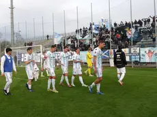 L’amarezza dei giocatori del Treviso dopo la sconfitta (Foto Film)