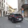 Carabinieri in via Cavour a Conegliano, sul luogo della rapina (foto Cavicchi/Macca)