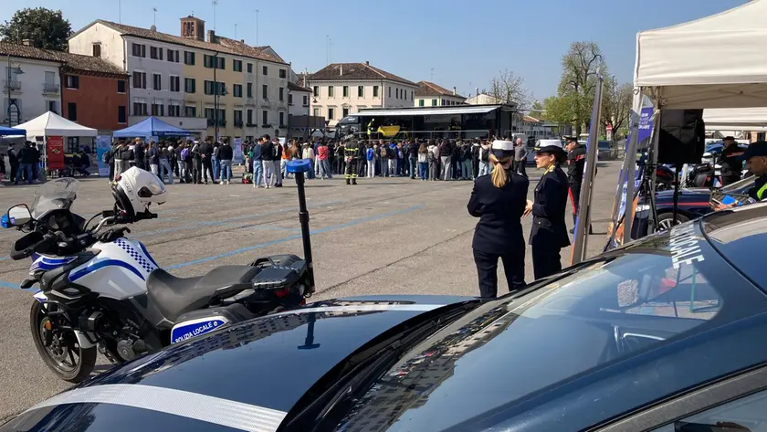 Un momento dell'iniziativa Insieme per la sicurezza