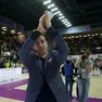 Daniele Santarelli saluta il pubblico dopo il match con Novara (Foto Film)
