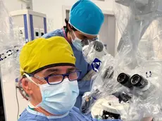 Il dottor Frezza, direttore della Chirurgia Funzionale dell’Orecchio dell'ospedale di Treviso