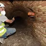 Il cunicolo medievale scoperto sotto contrada Granda a Conegliano durante il cantiere dell'acquedotto