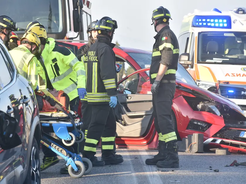 L'incidente a Nervesa cha ha coinvolto cinque vetture