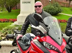 Diego Comacchio con la sua Ducati