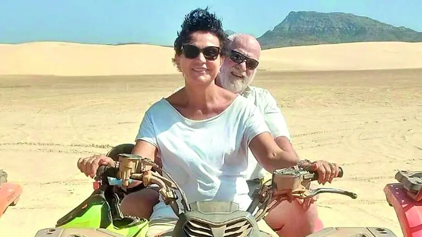 Cinzia Iadarola e Daniele Fracon durante un viaggio